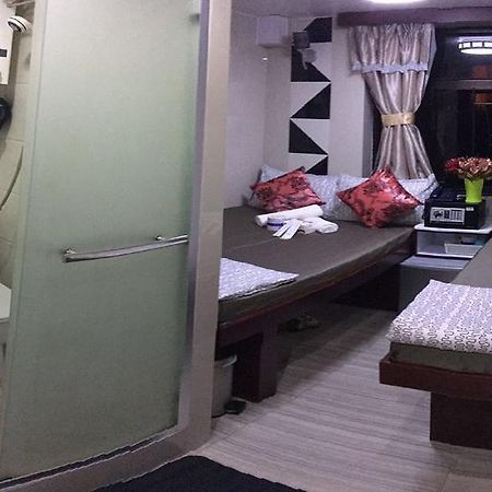 Skystar Hostel Hong Kong Exterior photo