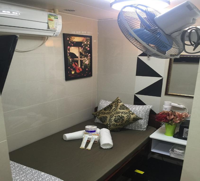 Skystar Hostel Hong Kong Exterior photo