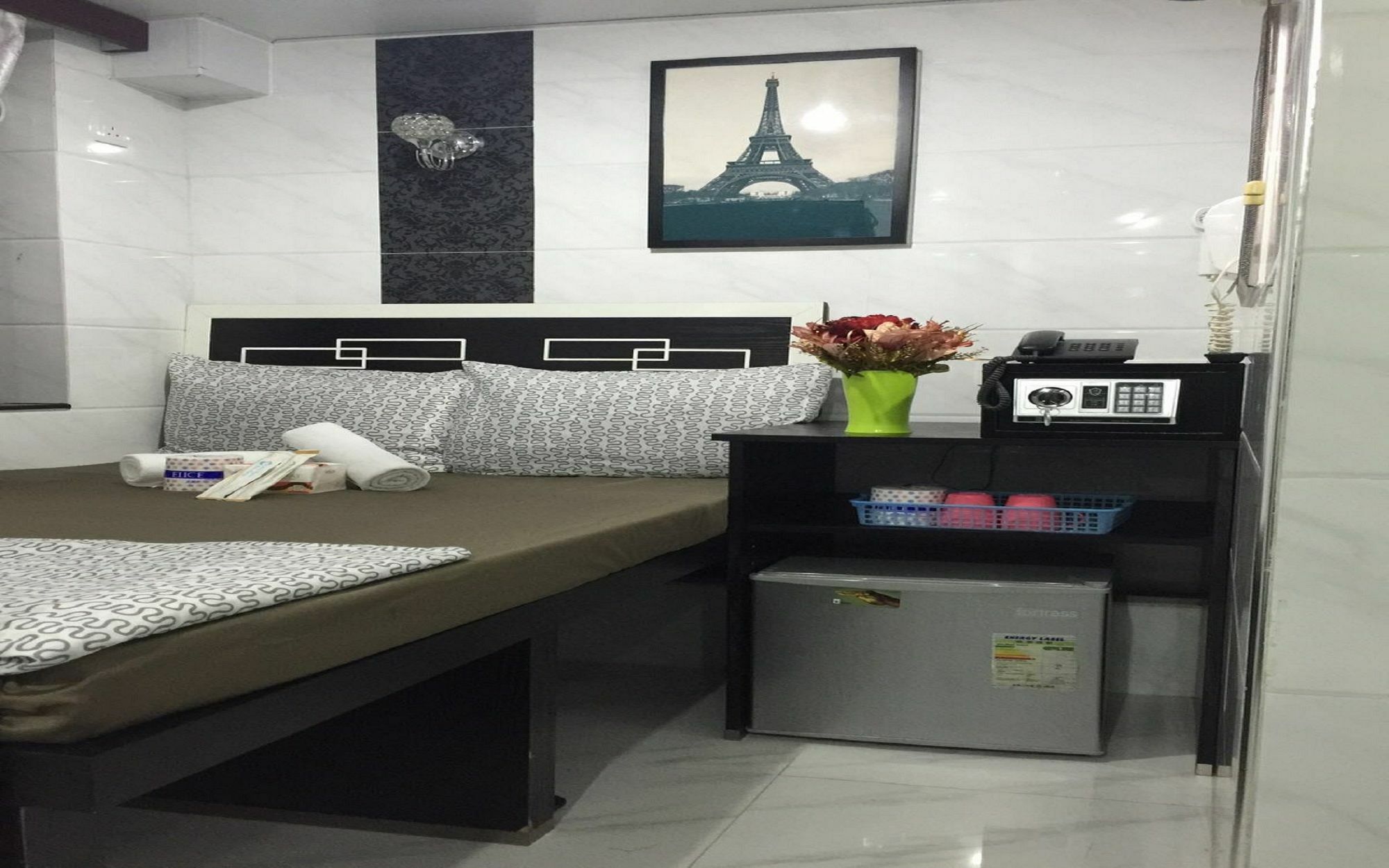 Skystar Hostel Hong Kong Exterior photo