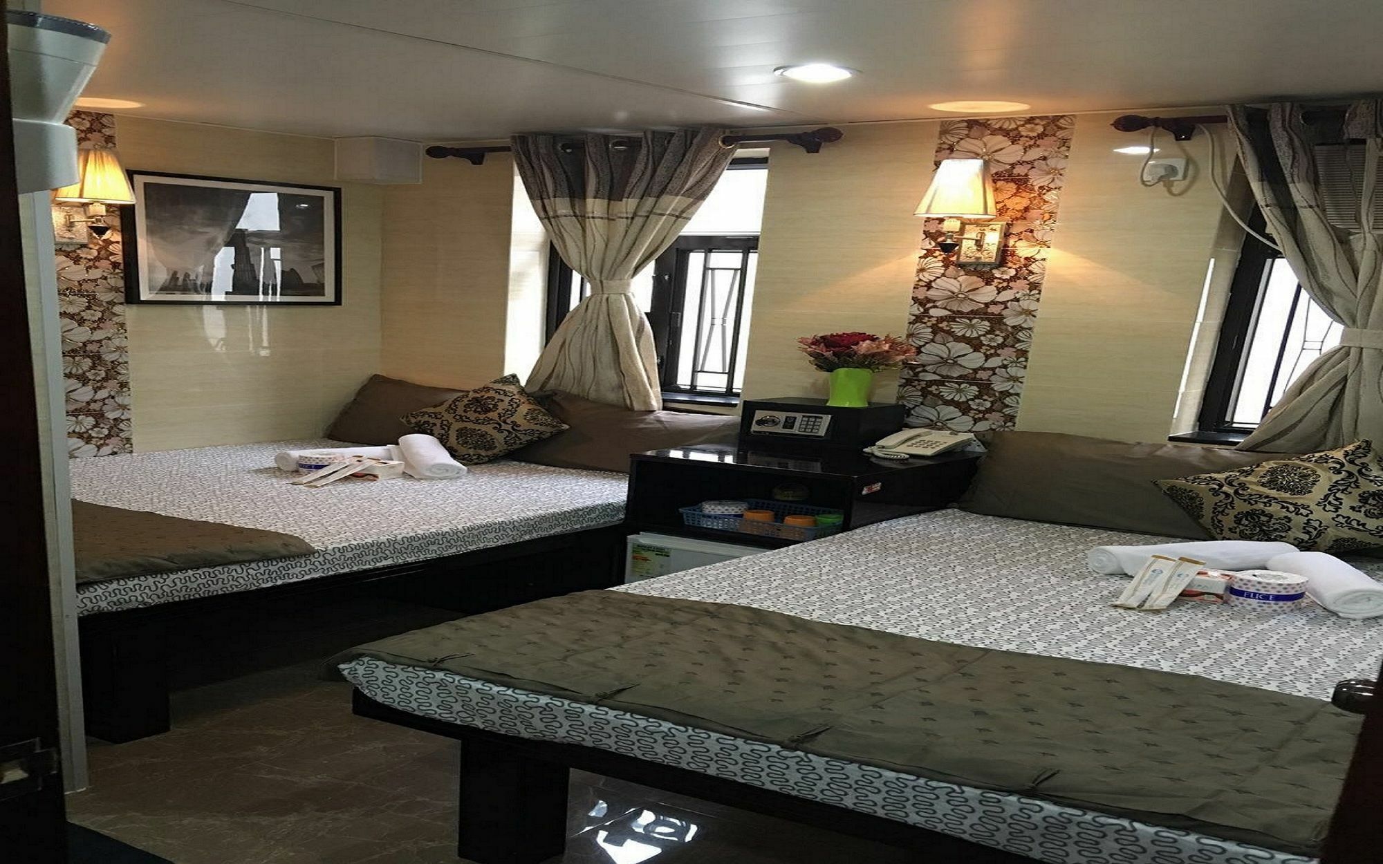 Skystar Hostel Hong Kong Exterior photo