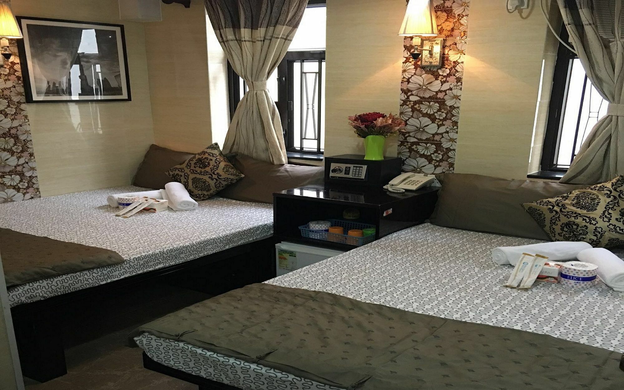Skystar Hostel Hong Kong Exterior photo
